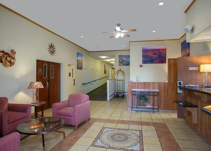 Vagabond Inn Executive Green Valley