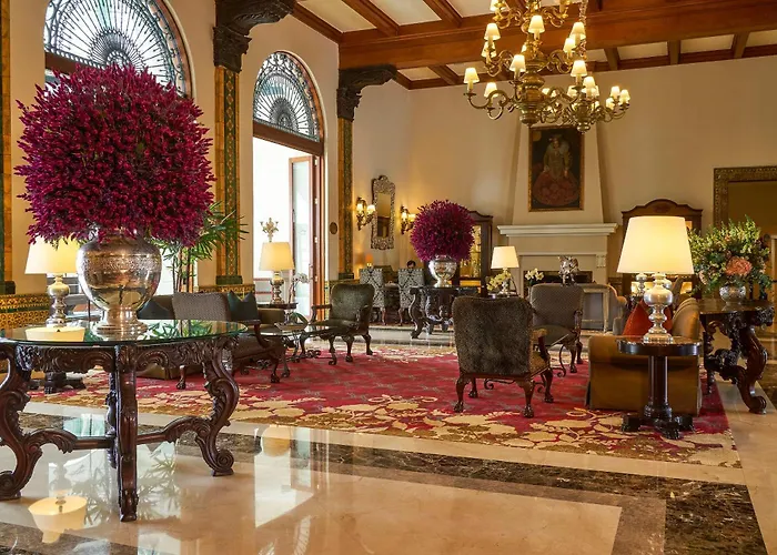 Country Club - The Leading s Of The World