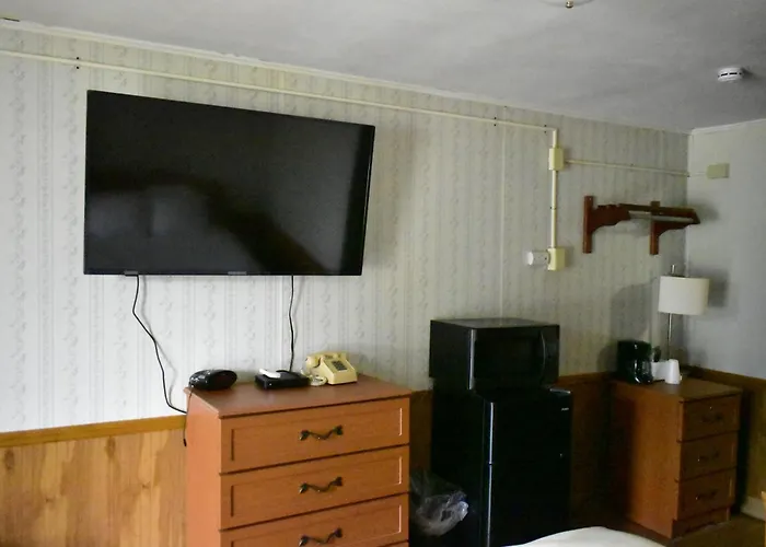 Hampton Motel
