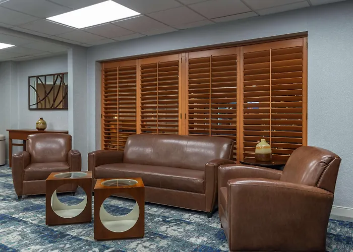Best Western Plus Dalton Inn