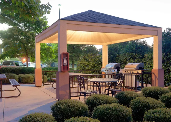 Sonesta Simply Suites Chicago Libertyville