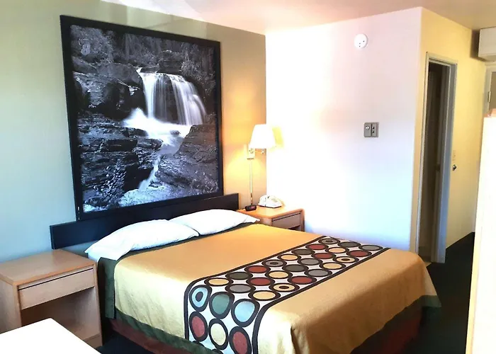 Super 8 By Wyndham