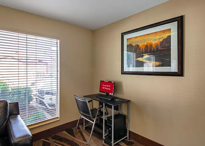 Red Roof Inn San Marcos