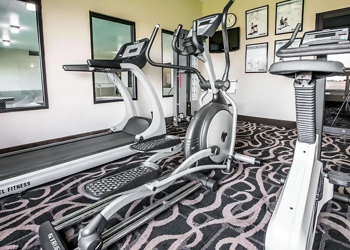 Quality Inn & Suites Mendota Near I-39