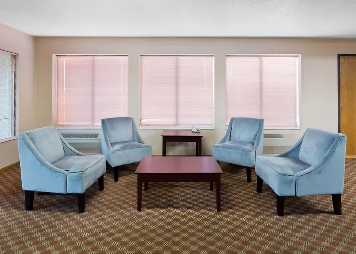 Super 8 By Wyndham Rochelle