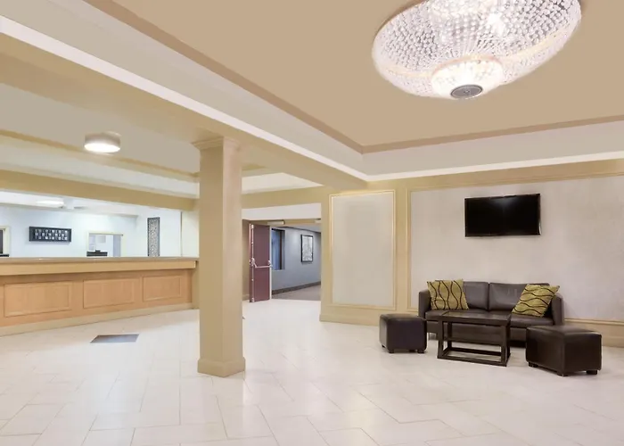 Travelodge By Wyndham Miramichi New Brunswick