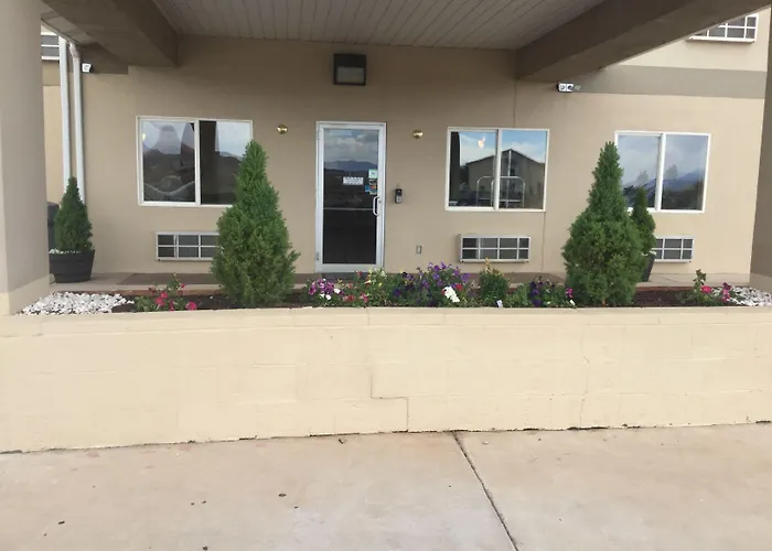 Days Inn By Wyndham Hurricane/Zion National Park Area