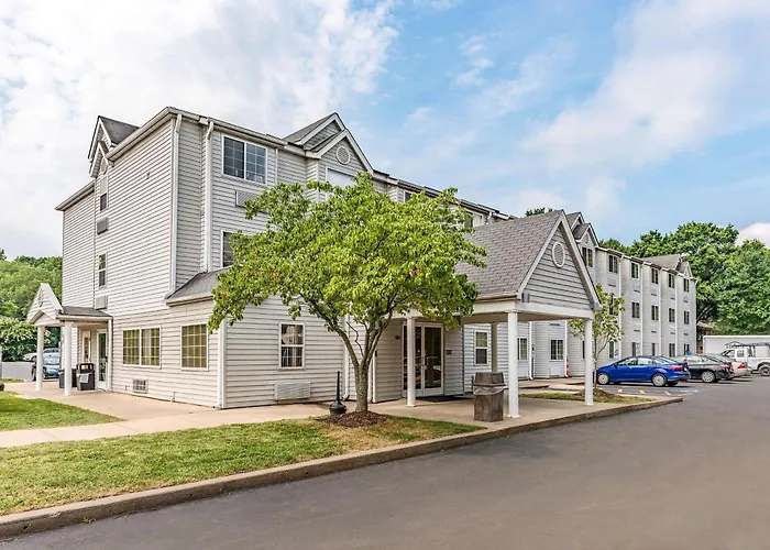 Motel 6-, Nc - University