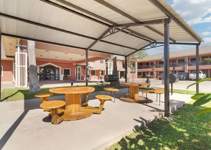 Best Western Plus Edinburg Inn & Suites