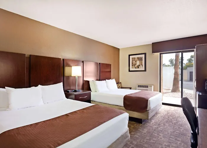 Rodeway Inn & Suites Chandler - Phoenix South I-10