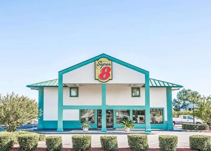 Super 8 By Wyndham Valdosta Ga I-75