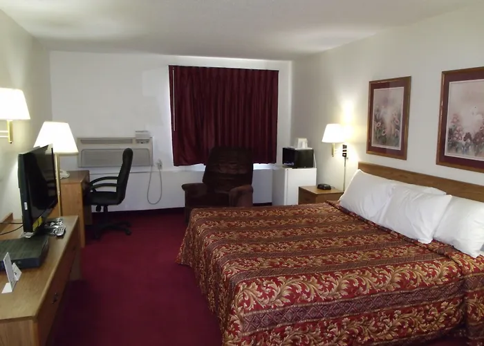 Americas Best Value Inn & Suites Harrisonville