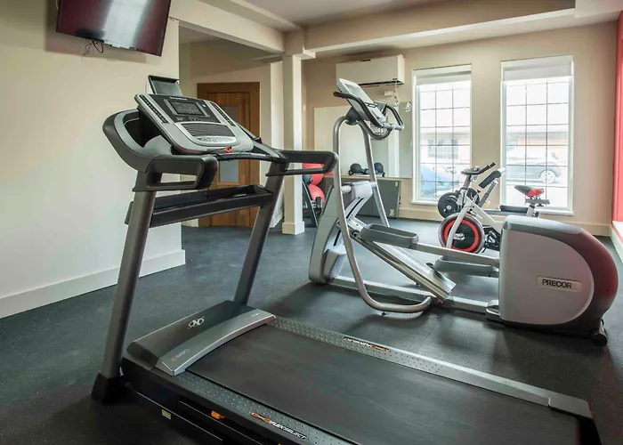 Ramada Limited 100 Mile House Hotel