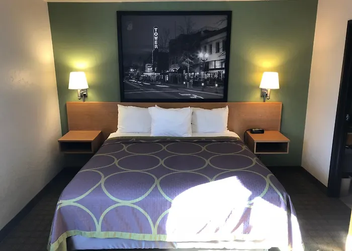 Super 8 By Wyndham