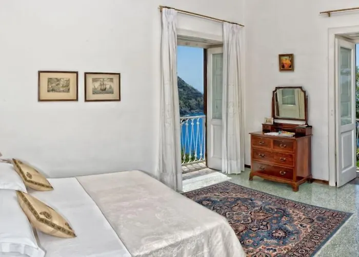 Romantic Hotel & Restaurant Villa Cheta Elite