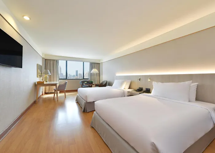Twin Towers Hotel