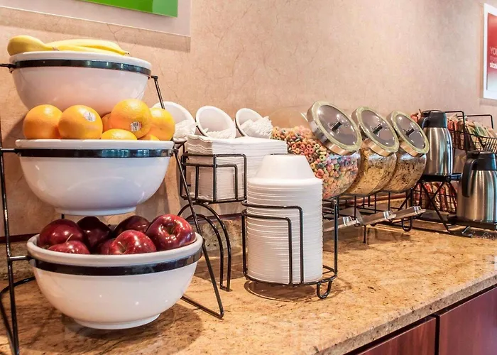 Quality Inn Near Walden Galleria Mall
