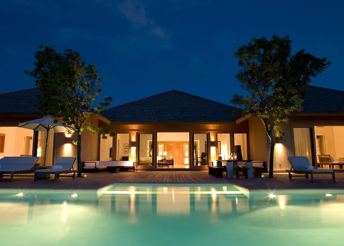 Como Parrot Cay