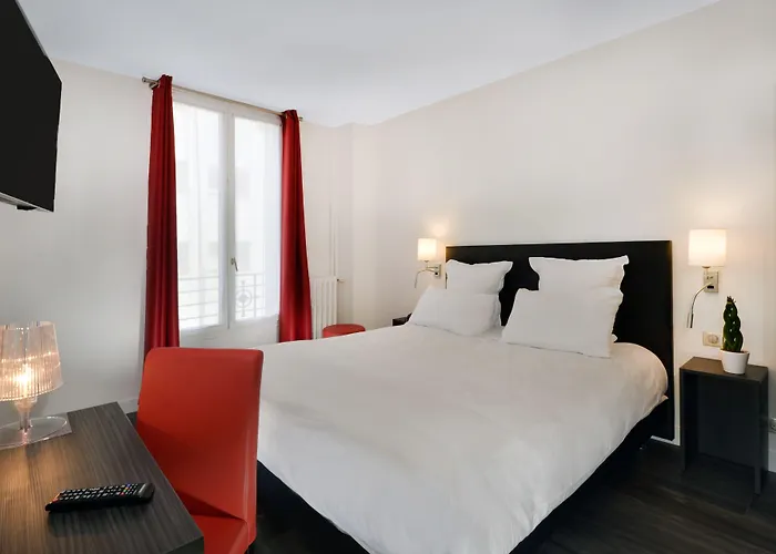 Hotel Douglas Puteaux