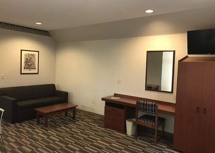 Microtel Inn & Suites Urbandale
