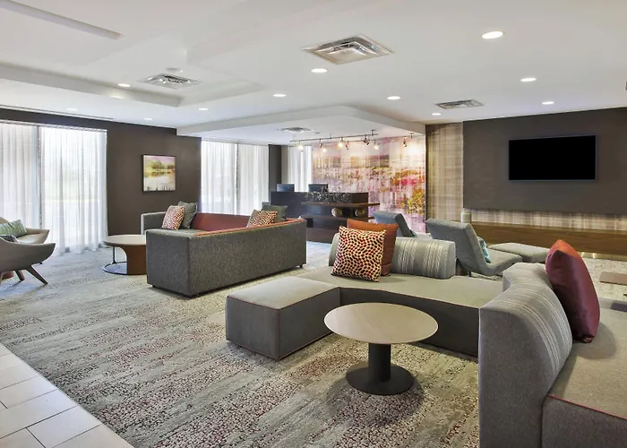 Courtyard By Marriott Somerset