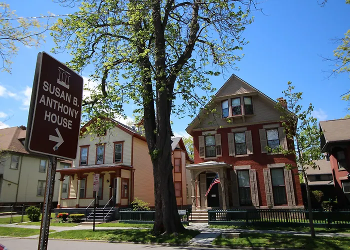 Inn On Broadway