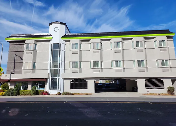 The Atrium Hotel Sfo Airport - Free Shuttle & Breakfast