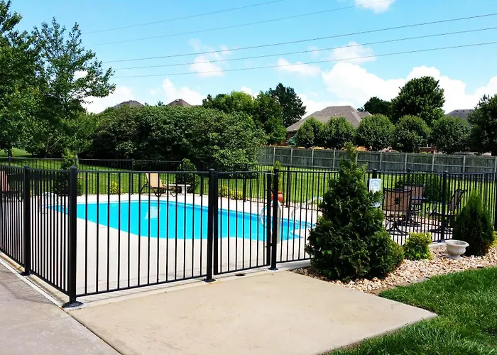 Days Inn By Wyndham Battlefield Rd/Hwy 65
