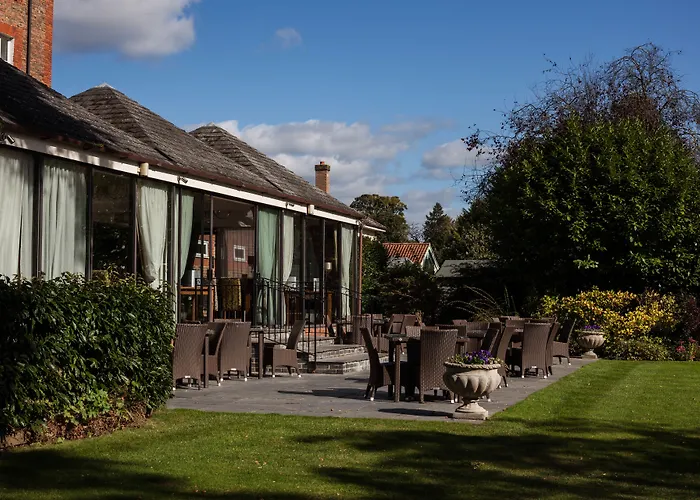 The Riverside House Hotel