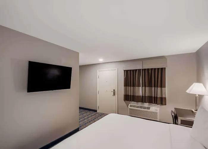 Americas Best Value Inn Farmington