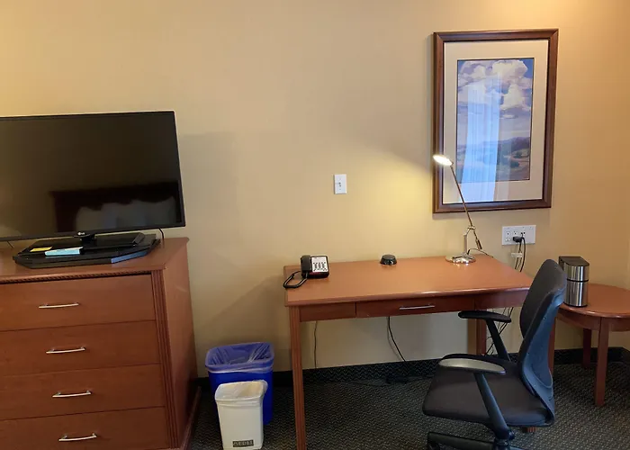Merit Hotel & Suites Fort Mcmurray
