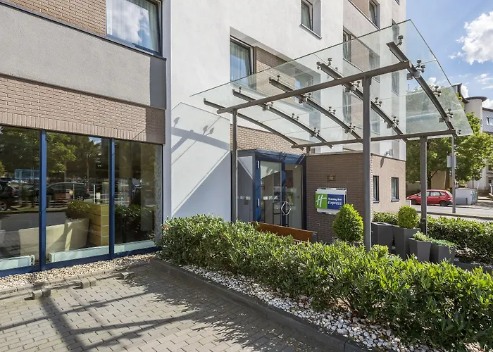 Holiday Inn Express Muelheim By Ihg
