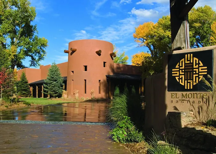 El Monte Sagrado Resort & Spa