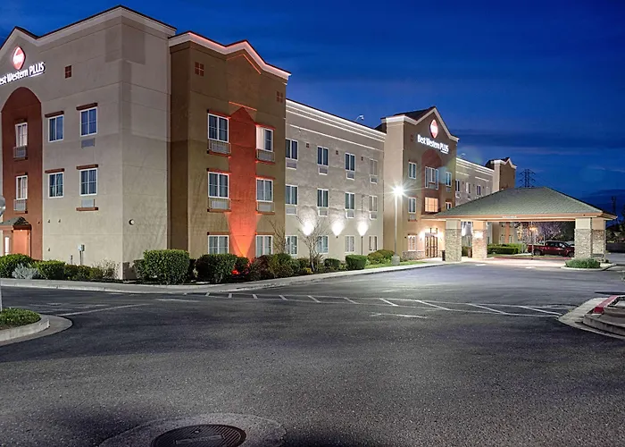 Best Western Plus Delta Inn & Suites