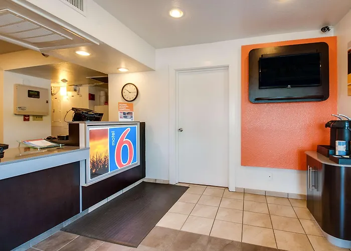 Motel 6-Lenexa, Ks - Kansas City Southwest