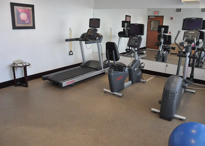 Holiday Inn Express & Suites Jackson By Ihg