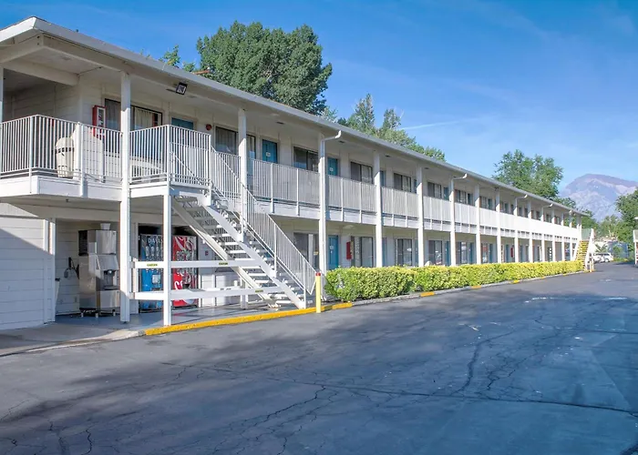 Motel 6-Bishop, Ca