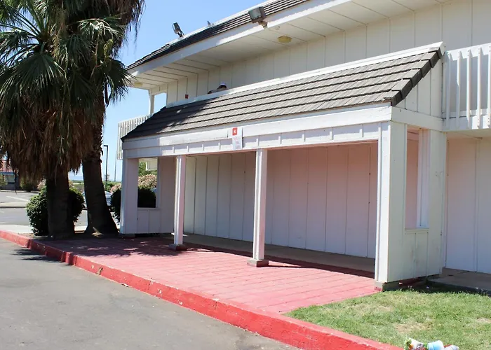 Motel 6-Coalinga, Ca - East