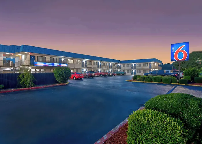 Motel 6-, Ar