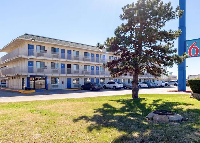 Motel 6-, Tx - Dallas