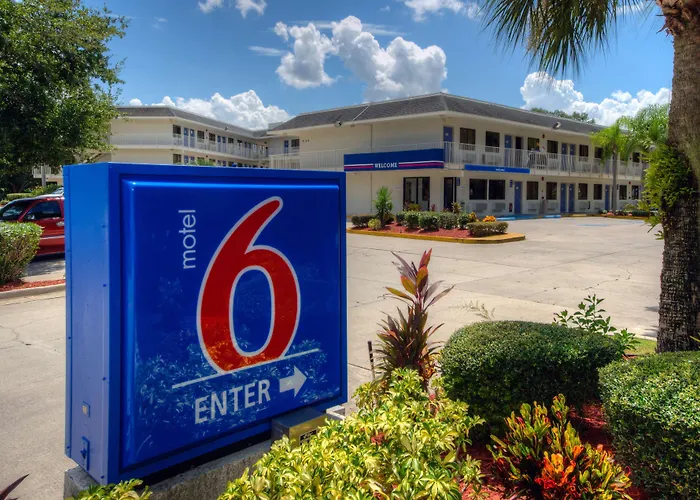 Motel 6-, Fl