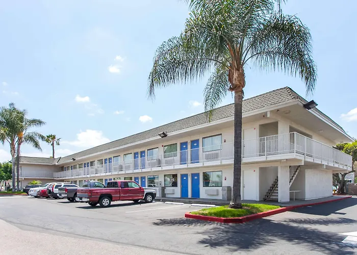 Motel 6-, Ca - Los Angeles