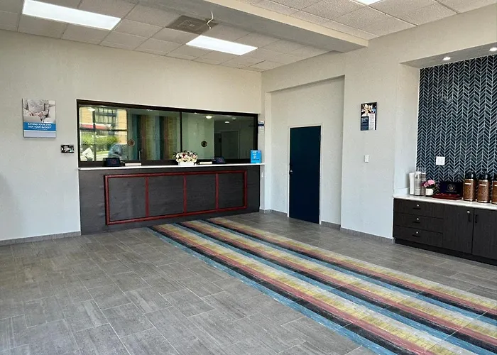 Studio 6 Suites , Tn East