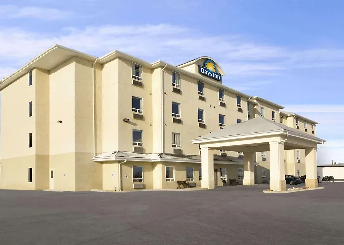 Days Inn By Wyndham Moose Jaw