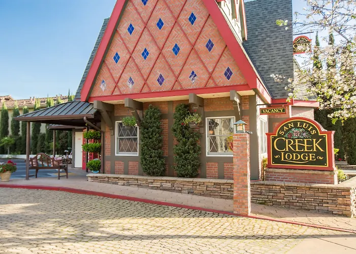 San Luis Creek Lodge