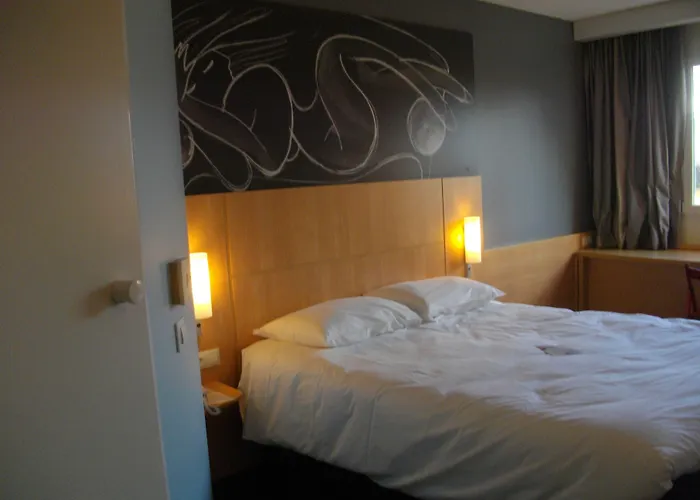 Ibis Issoire Hotel