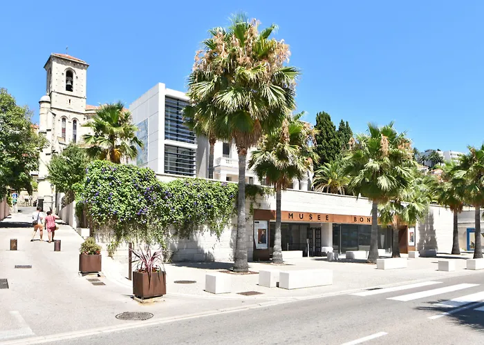 Zenitude Hotel-Residences Le Cannet