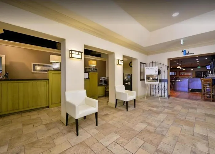 Lions Gate Hotel McClellan