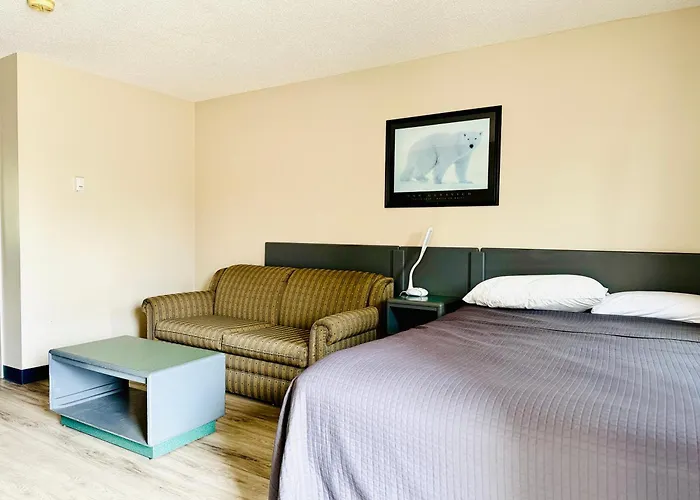 Plains Motor Inn