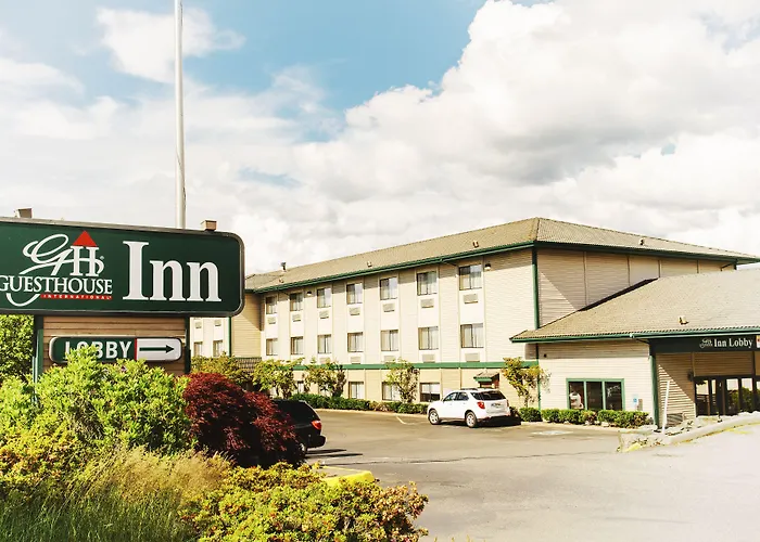Lavissh Inn And Suites